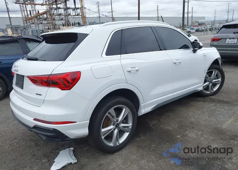 2022 Audi Q3 Premium 45 Tfsi S Line Quattro Tiptronic z USA, uszkodzony, nr VIN WA1DECF34N1052569